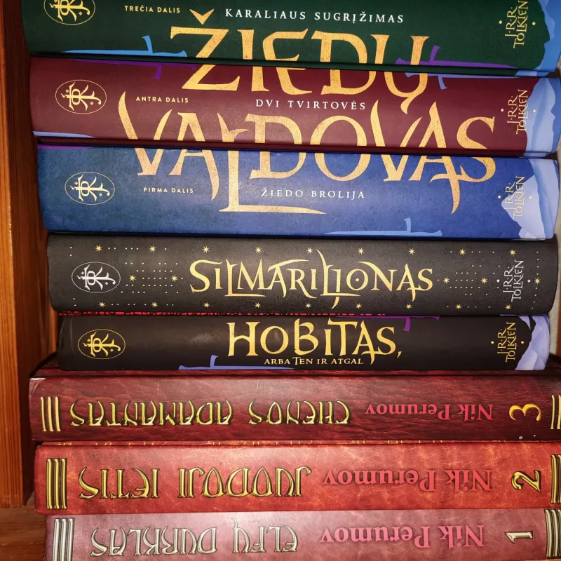 Žiedų valdovas 1-9 dalys. - J. R. R. Tolkien, knyga 2