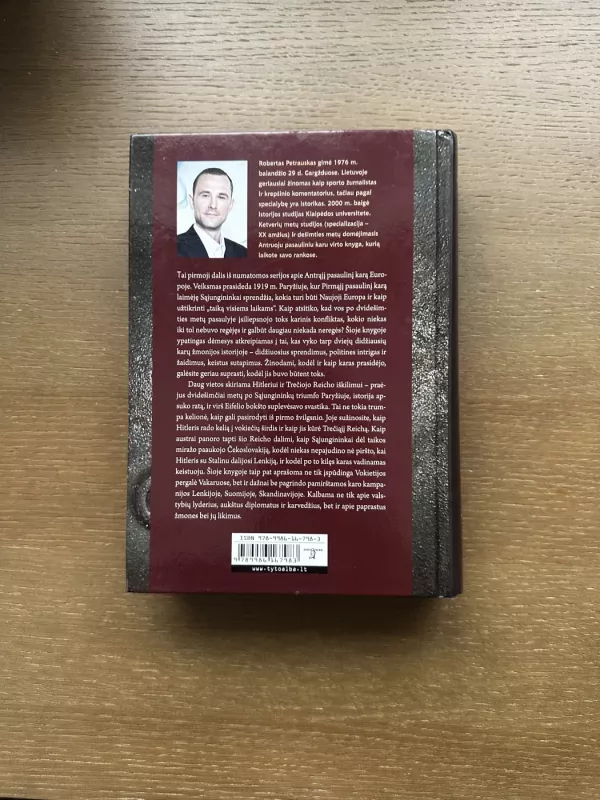 Treciojo Reicho triumfas. Antrasis pasaulinis karas Europoje. Pirma knyga - Robertas Petrauskas, knyga 4