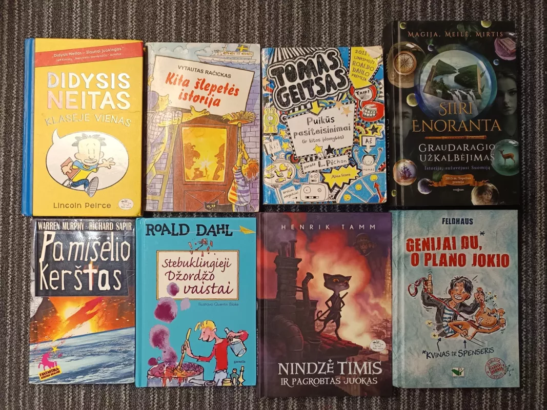 Vaikiškos knygos Haris Poteris ir kt - Rowling J. K., knyga 2