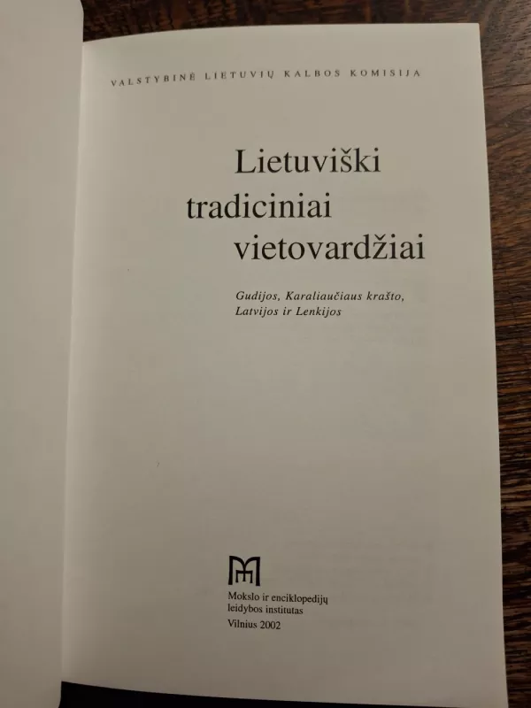 Lietuviški tradiciniai vietovardžiai - Marija Razmukaitė, Aistė Pangonytė, knyga 3