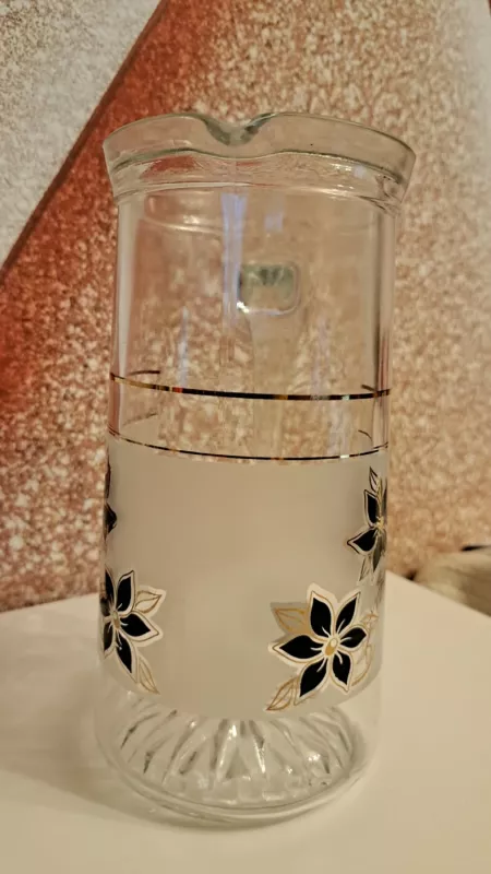 Stiklinis ąsotis - , namai ir interjeras 2