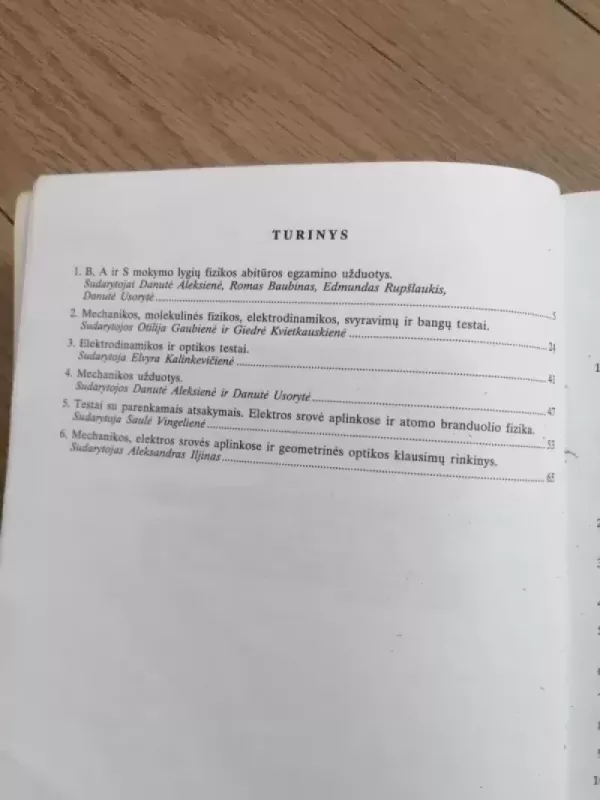 Fizikos abitūros egzamino uzduotys - Autotių kolektyvas, knyga 6