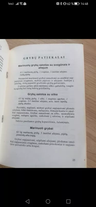 Kūčių valgiai ir būrimai - Vyginta Inokaitienė, Dalia  Užtupienė, knyga 5