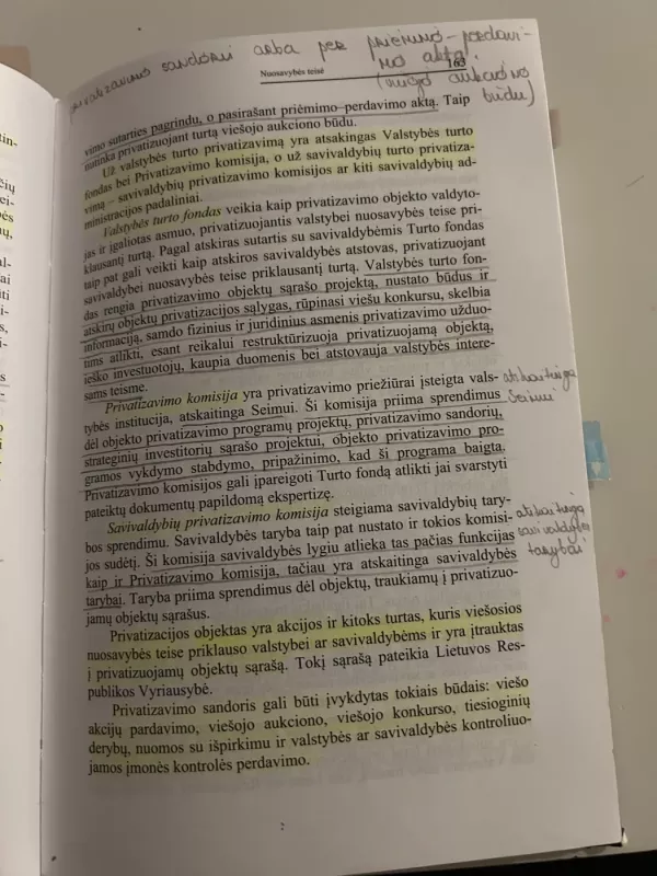 Daiktinė teisė - Egidijus Baranauskas ir kiti, knyga 5