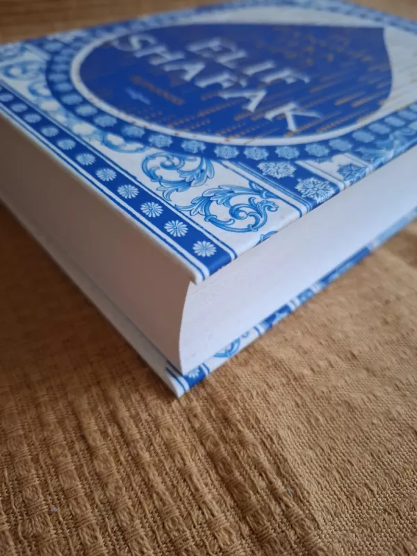 Ir danguje teka upės - Elif Shafak, knyga 6