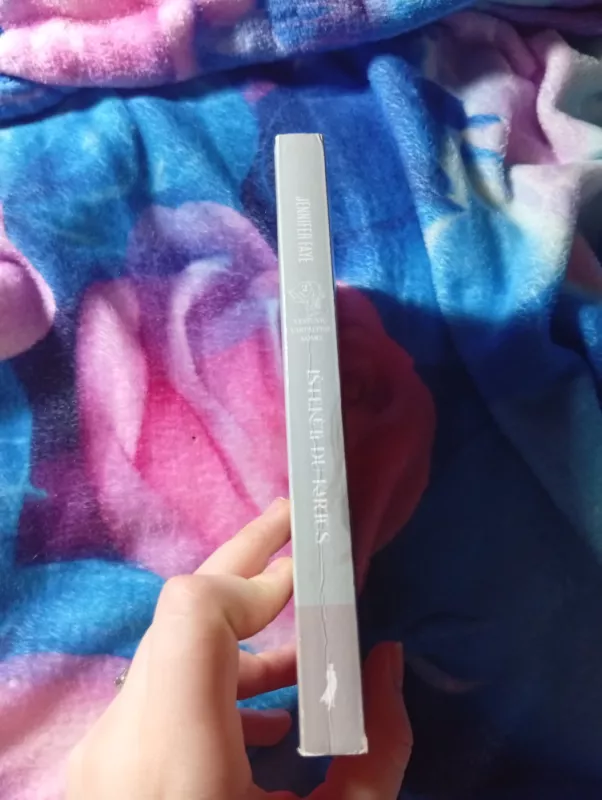 VESTUVIŲ VARPAI PRIE KOMO (2 KNYGOS) - Jennifer Faye, knyga 5