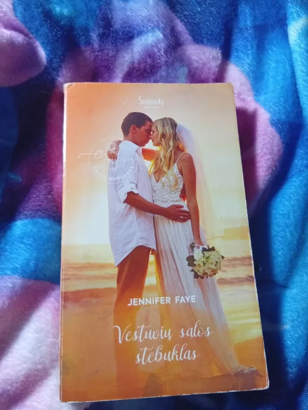 Graikijos salos nuotakos. 1. Vestuvių salos stebuklas. 2. Nes laimingiausias skaičius – trys. 3. Didelės netikros graikiškos sužadėtuvės. - Jennifer Faye, knyga 6