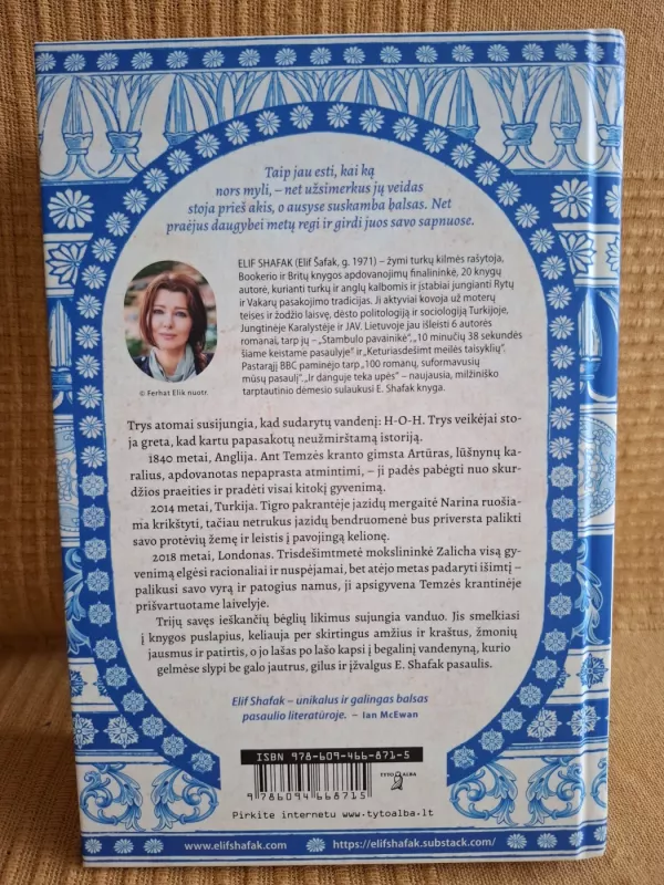 Ir danguje teka upės - Elif Shafak, knyga 3