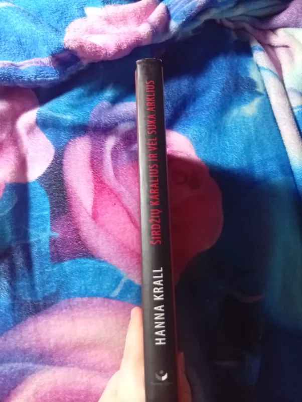 Širdžių karalius ir vėl suka arklius - Hanna Krall, knyga 3