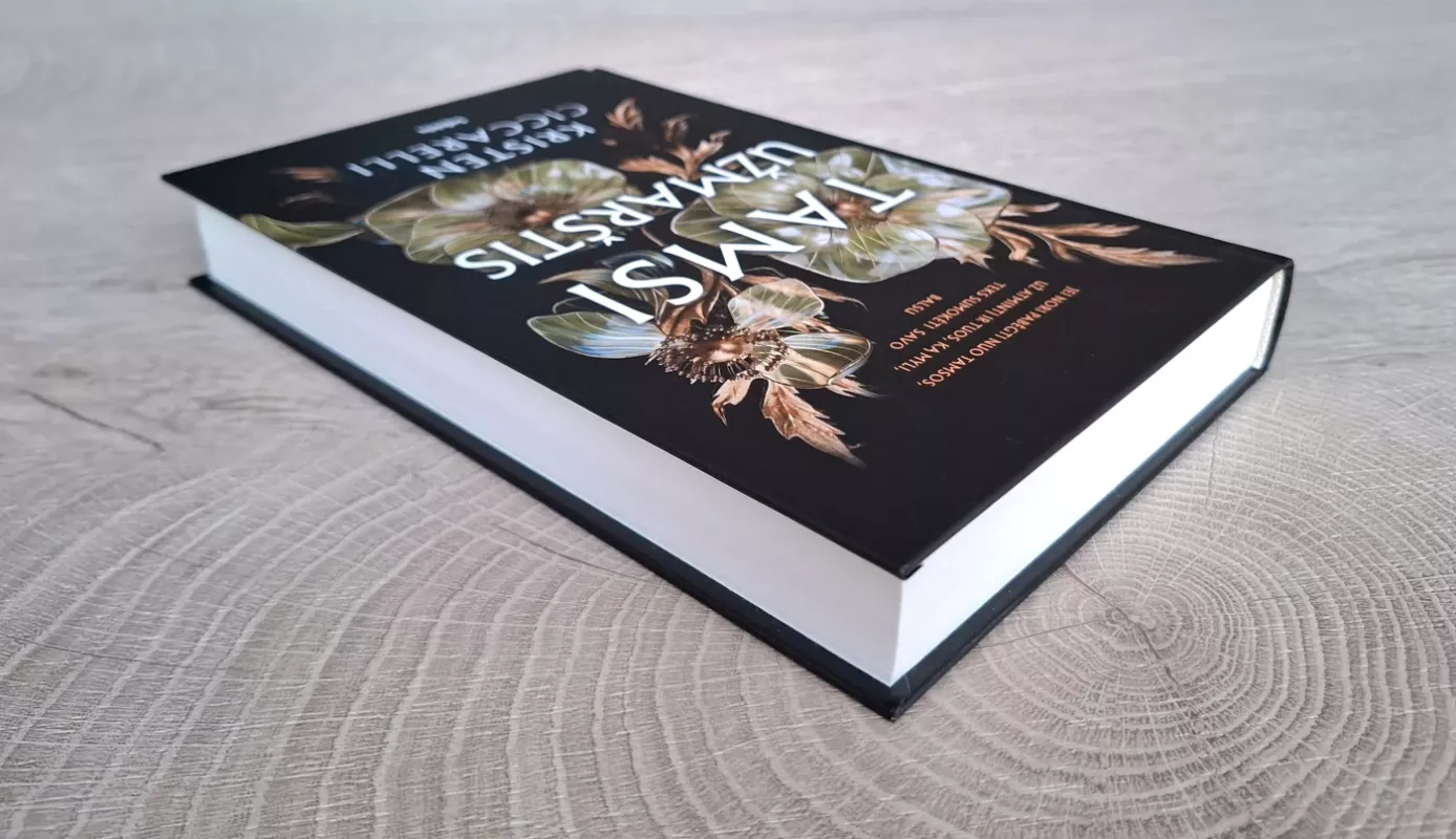 Tamsi užmarštis - Kristen Ciccarelli, knyga 6