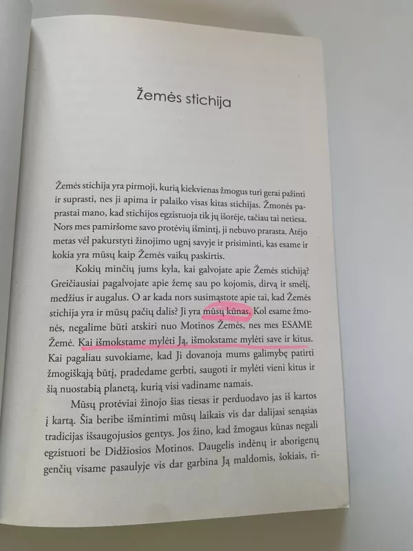 Žemė, vanduo,ugnis,vėjas - Kiesha Crowther, knyga 4