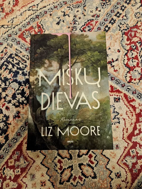 Miškų dievas - Liz Moore, knyga 2