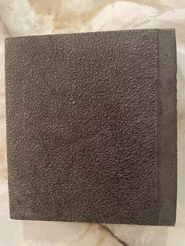 Albumas odiniu viršeliu - , namai ir interjeras 3