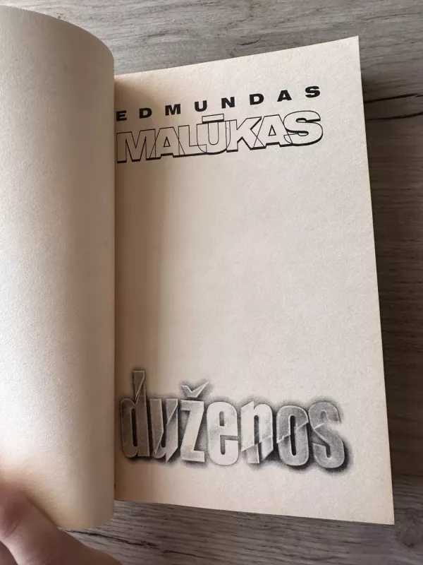 Duženos - Edmundas Malūkas, knyga 3