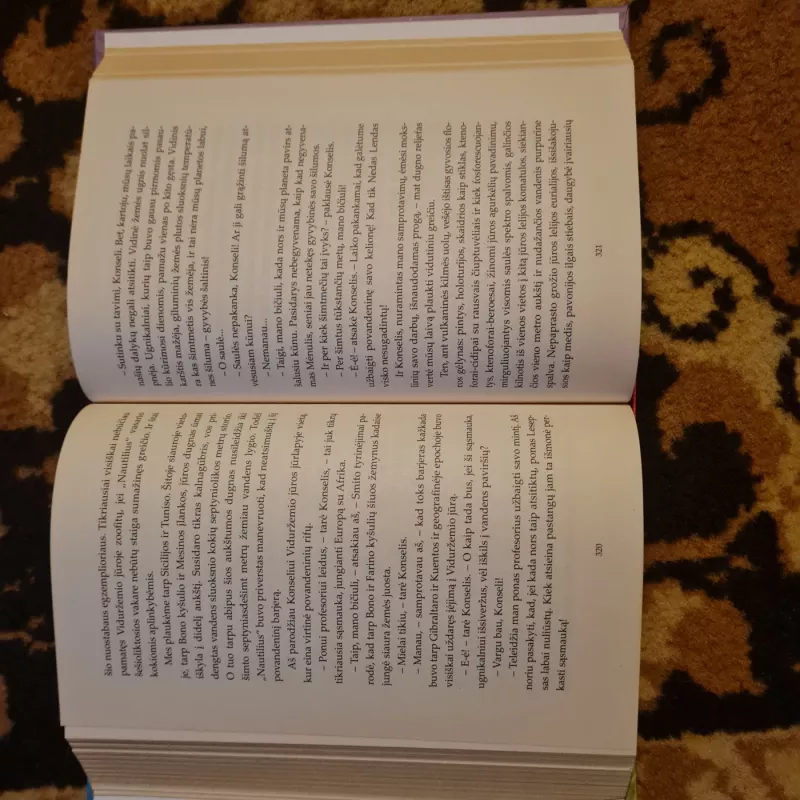 Dvidešimt tūkstančių mylių po vandeniu - Žiulis Vernas, knyga 5