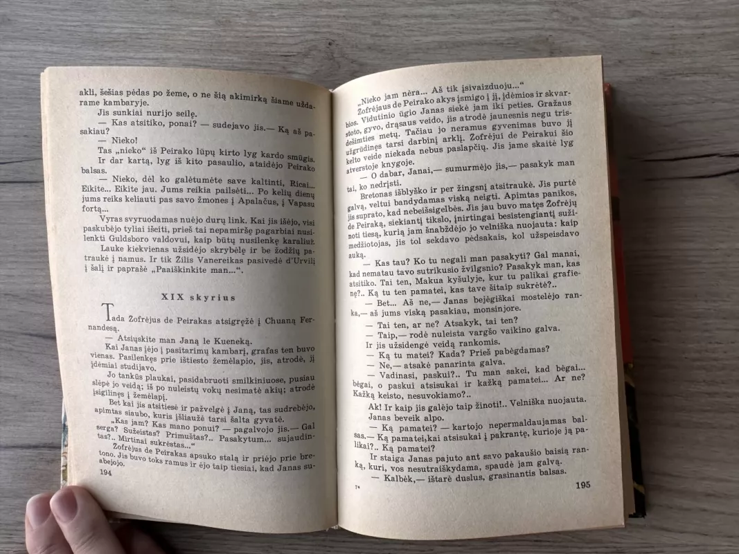 Andželikos gundymas - Ana Golon, Seržas  Golon, knyga 4